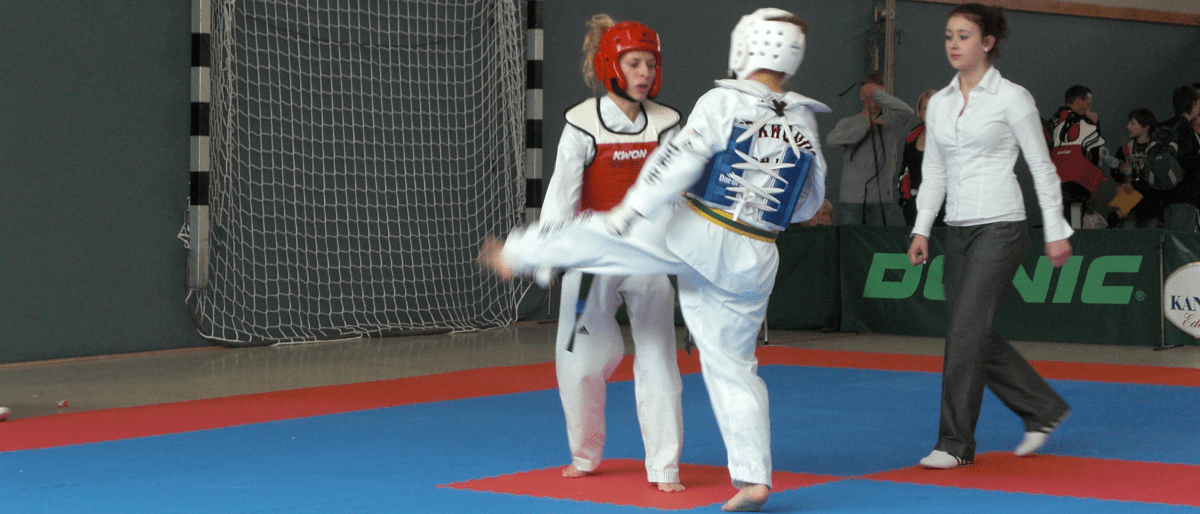 Bericht Header TKD - Taekwondo Youngsters beim Wettkampf Debuet erfolgreich