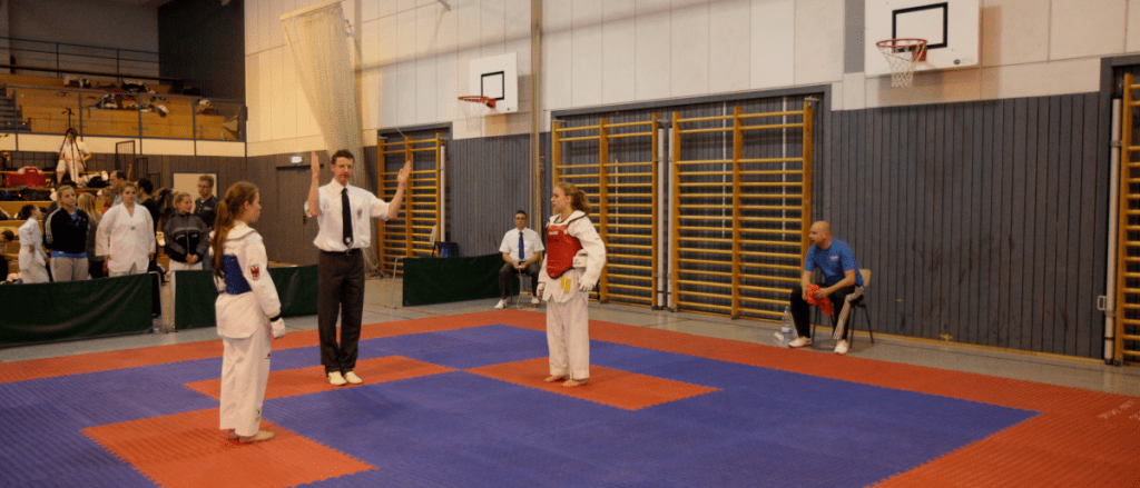 Bericht Header TKD - Vivian Muehlmann erkaempft Taekwondo Gold