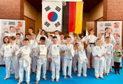 bericht-bild-tkd-erfolgreiche-taekwondo-pruefung-beim-soltauer-sportclub-02-1