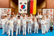 bericht-bild-tkd-erfolgreiche-taekwondo-pruefung-beim-soltauer-sportclub-02-1